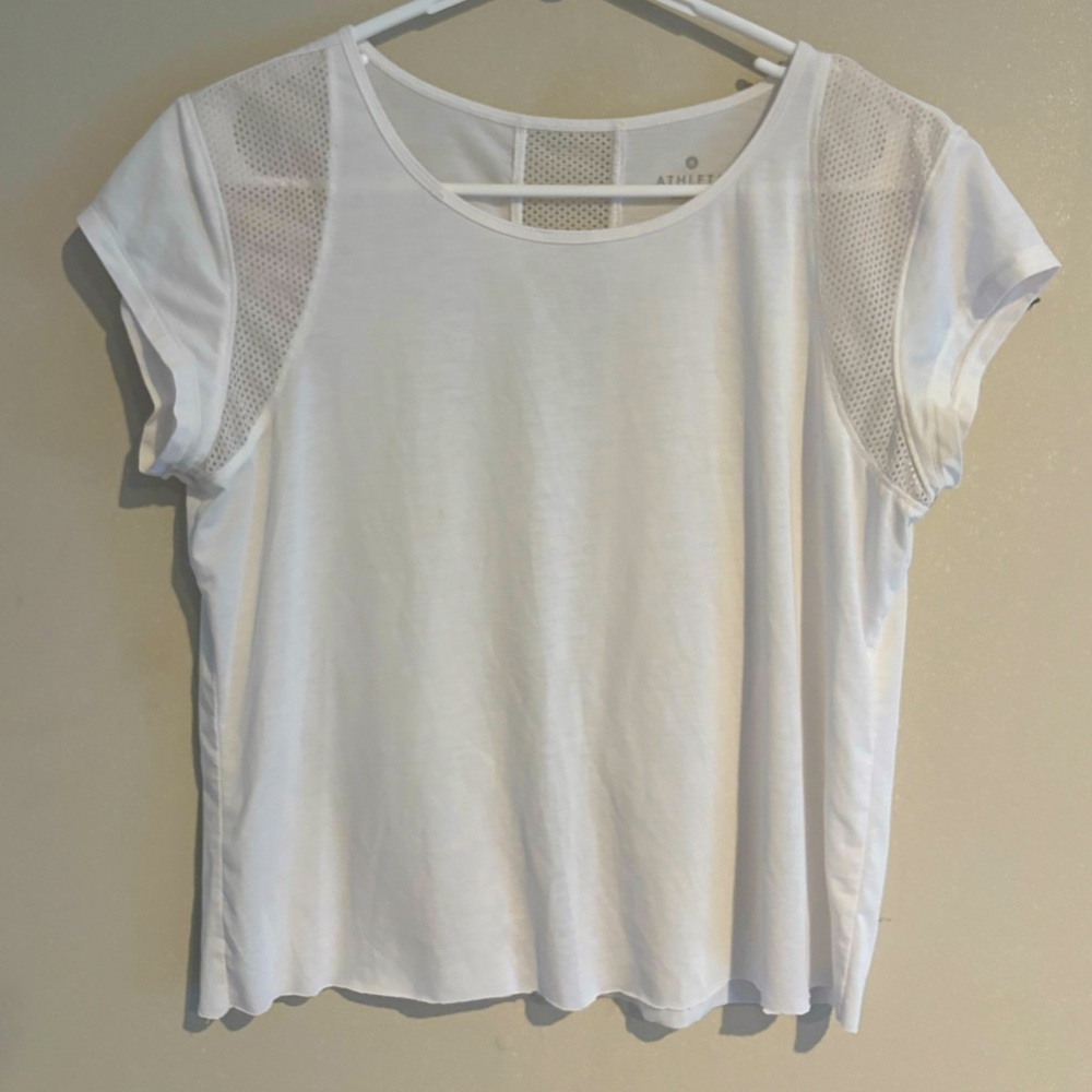 ATHLETA t-shirt